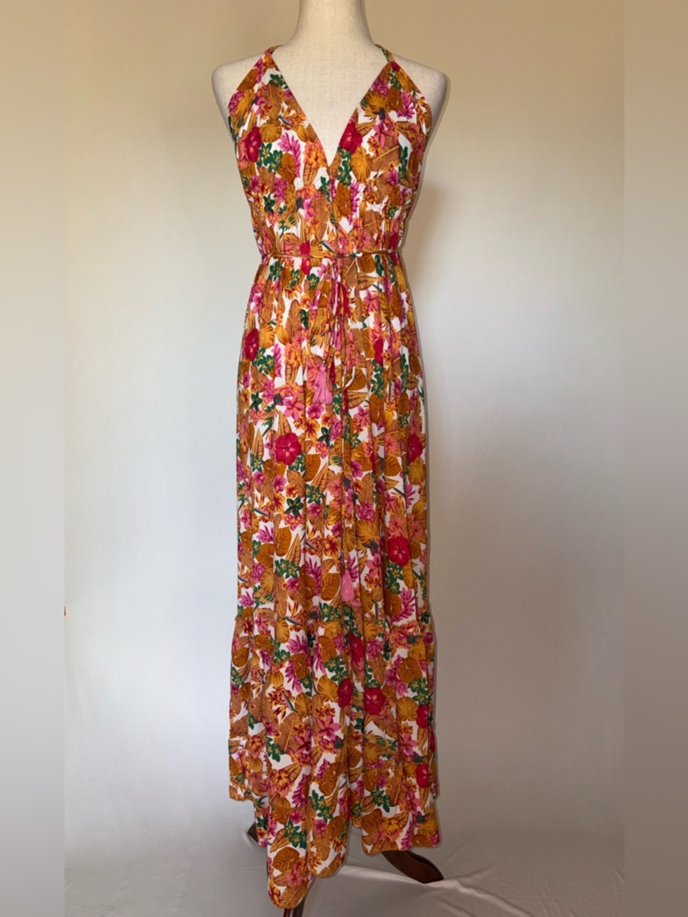 Halter Floral Maxi Dress with Tropical Floral Print Size M (European Brand) - Picture 1 of 5